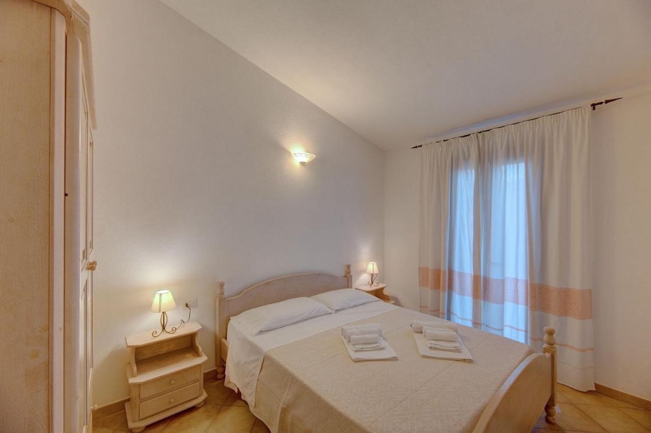 Residence Con Piscina A Badesi, Appartamenti Con Wifi E A.C Dış mekan fotoğraf